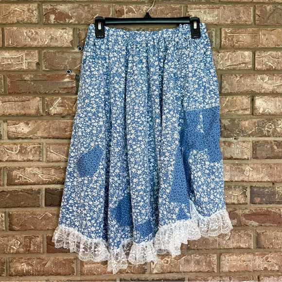 Upcycled Blue Floral Skirt with Handkerchief Hem Lace Trim & Patchwork Pockets - Picture 2 of 8